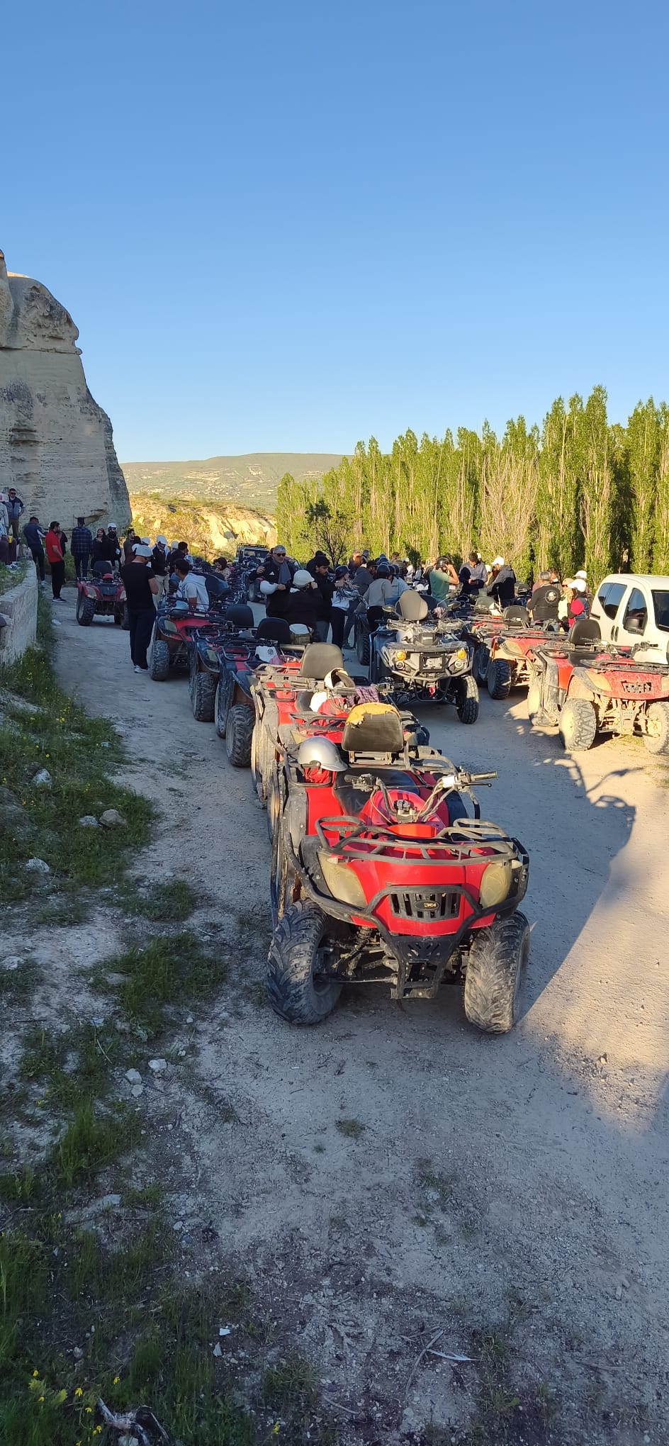 ATV turuna hazırlanan misafirler